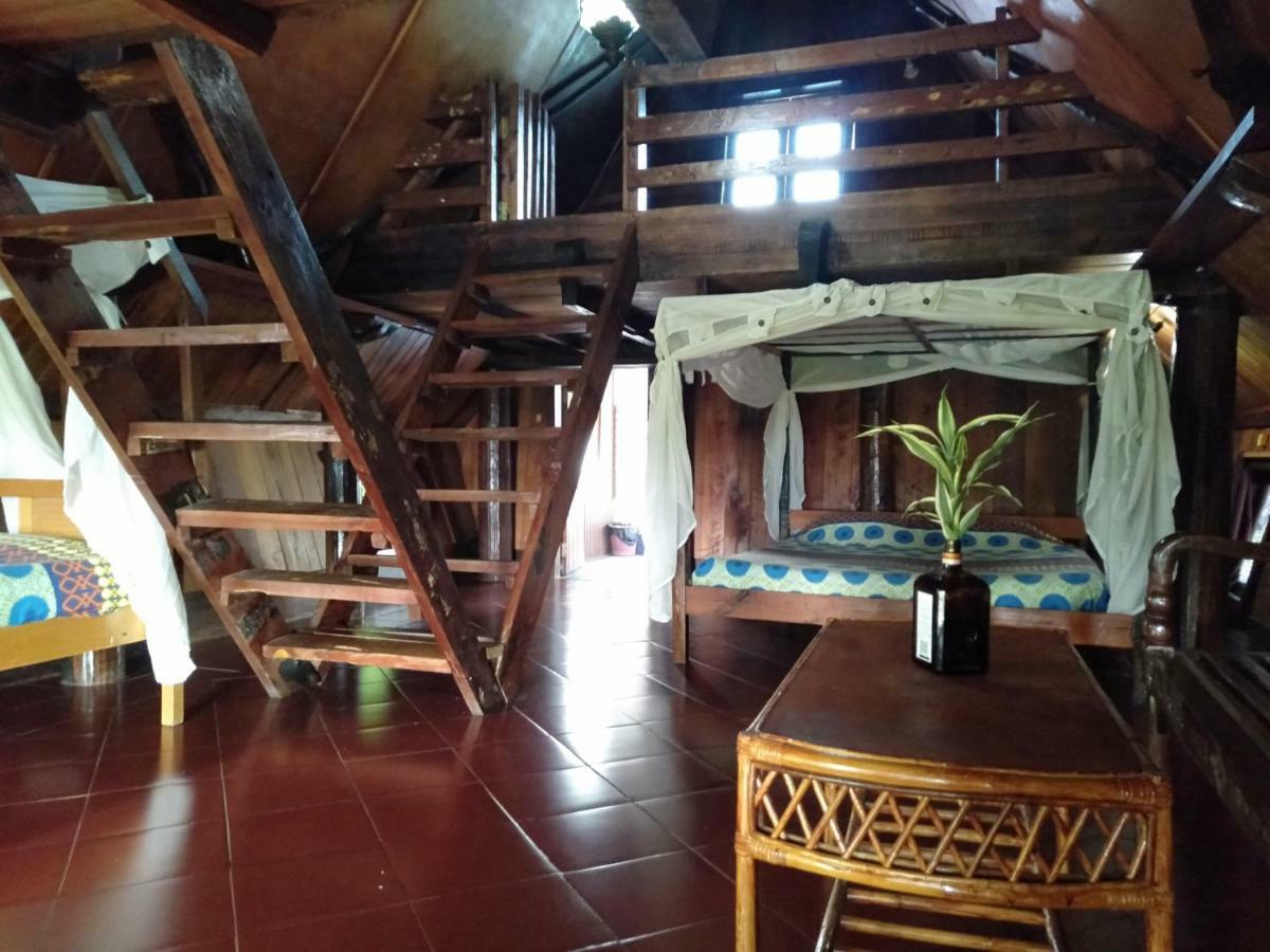 Bagus Bay Homestay Тук-Тук Экстерьер фото